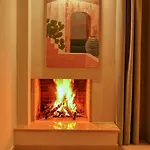 Alkyoni Luxury Apartman *