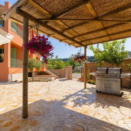 Appartamento Alkyoni Luxury