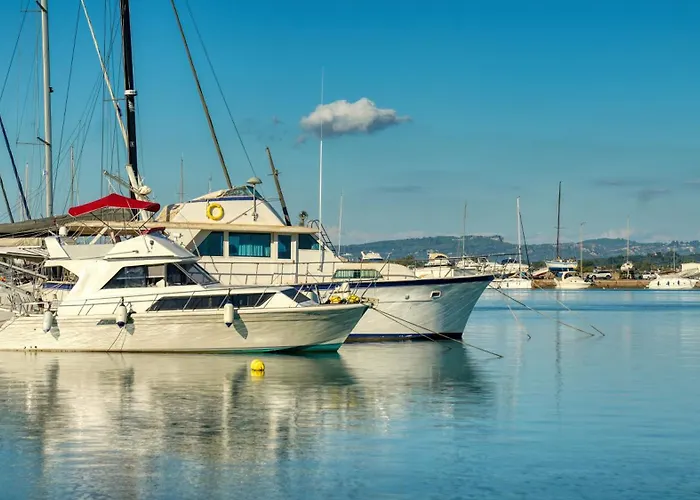 Alkyoni Luxury Κατάκολο