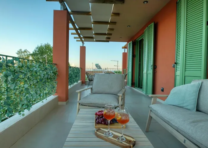 Alkyoni Luxury * Κατάκολο